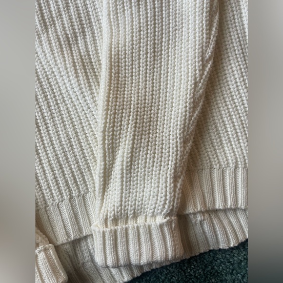 JLo Cold Shoulder Top XL - Picture 4 of 4